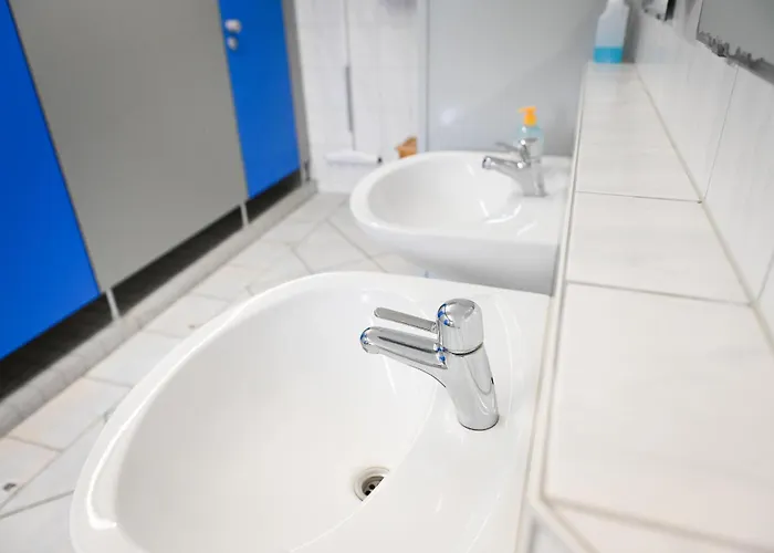 Vakantiehuis Sleep Space 2 - Tiny Spot Eider Suderstapel