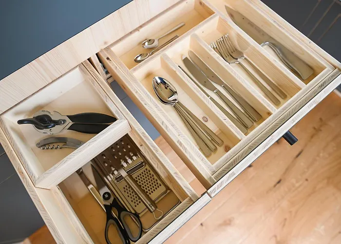 Sleep Space 2 - Tiny Spot Eider *